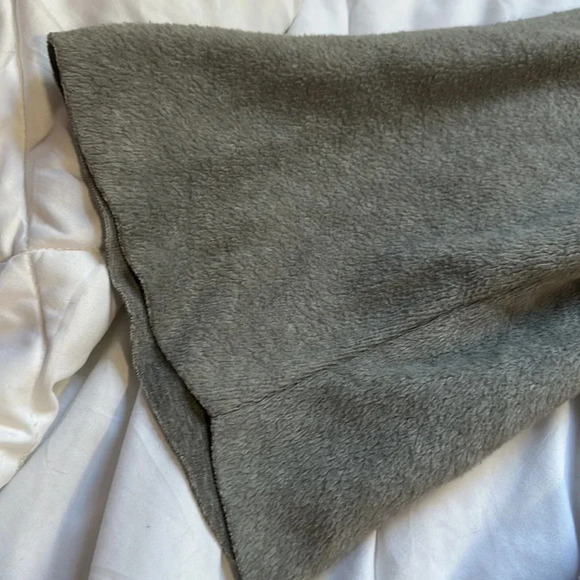 Zara Trafaluc Gray Pearl fleece long bell sleeve Size large - Picture 2 of 6